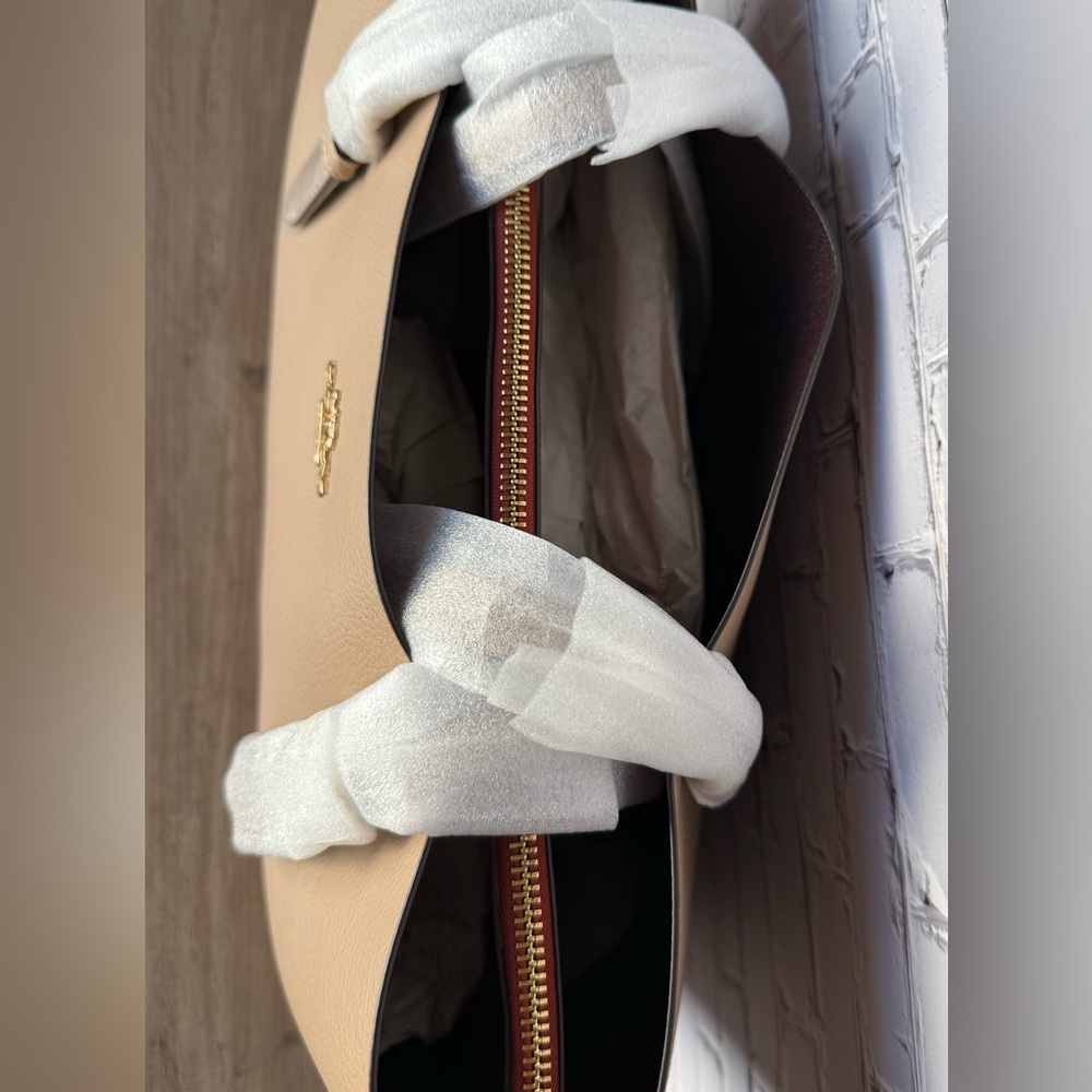 NWT Coach Taupe/Oxblood Mollie Tote shoulder bag price is firm - Picture 7 of 12